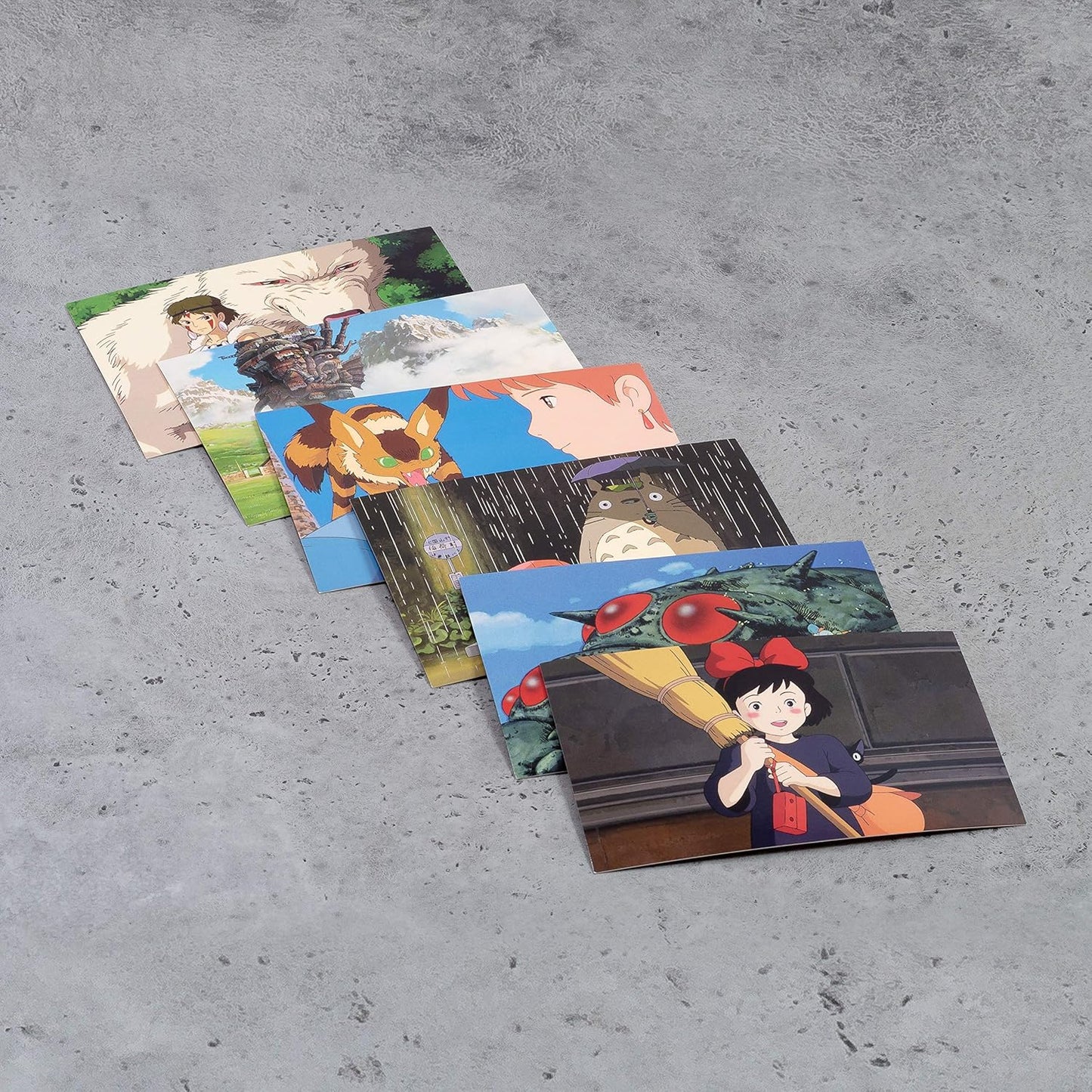 Studio Ghibli - 100 Collectible Postcards