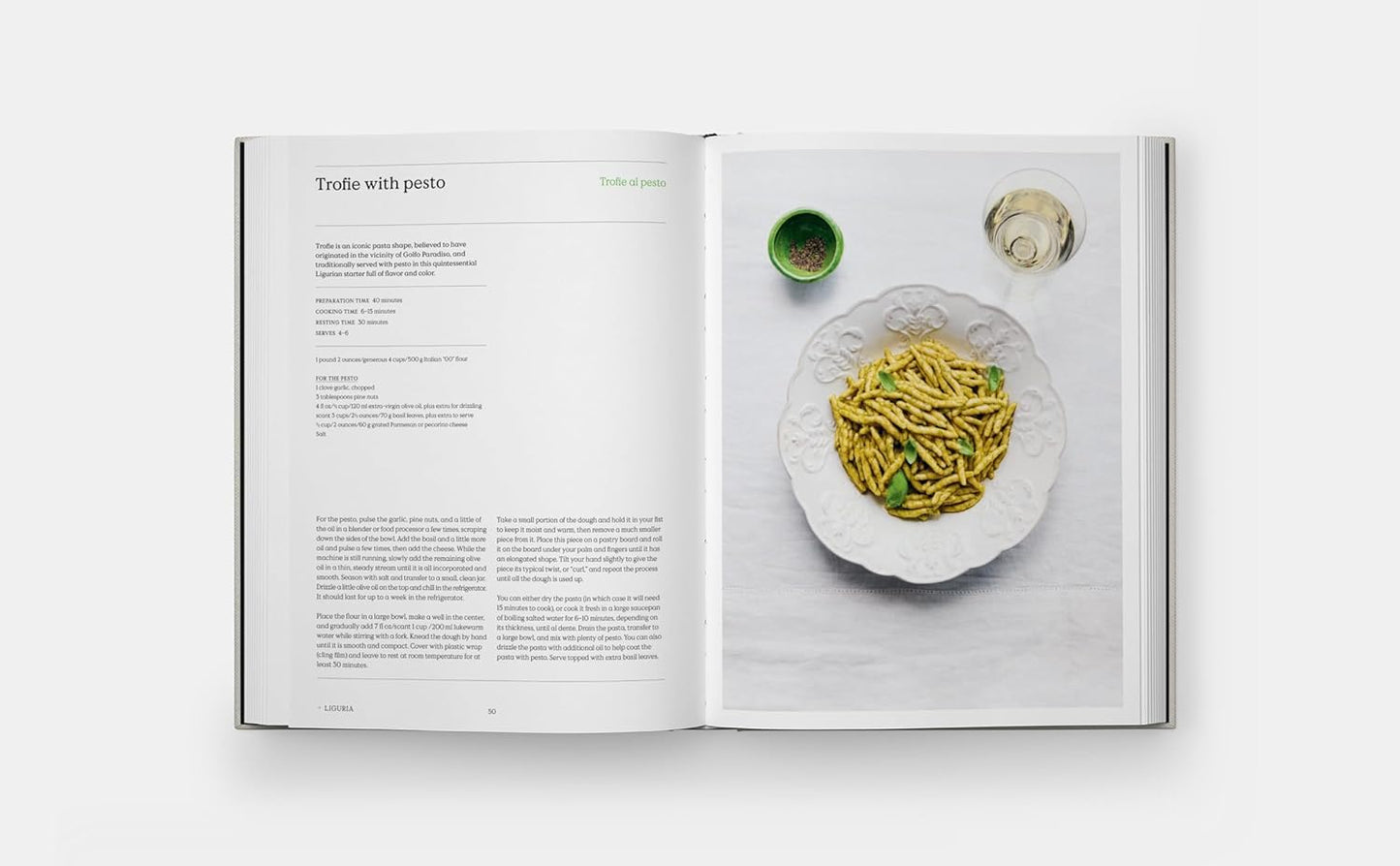 The Regional Italian Cookbook - Recipes from The Silver Spoon