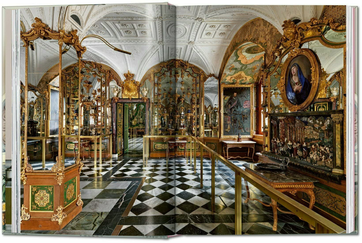 Massimo Listri. Cabinet of Curiosities. 40th Edt.