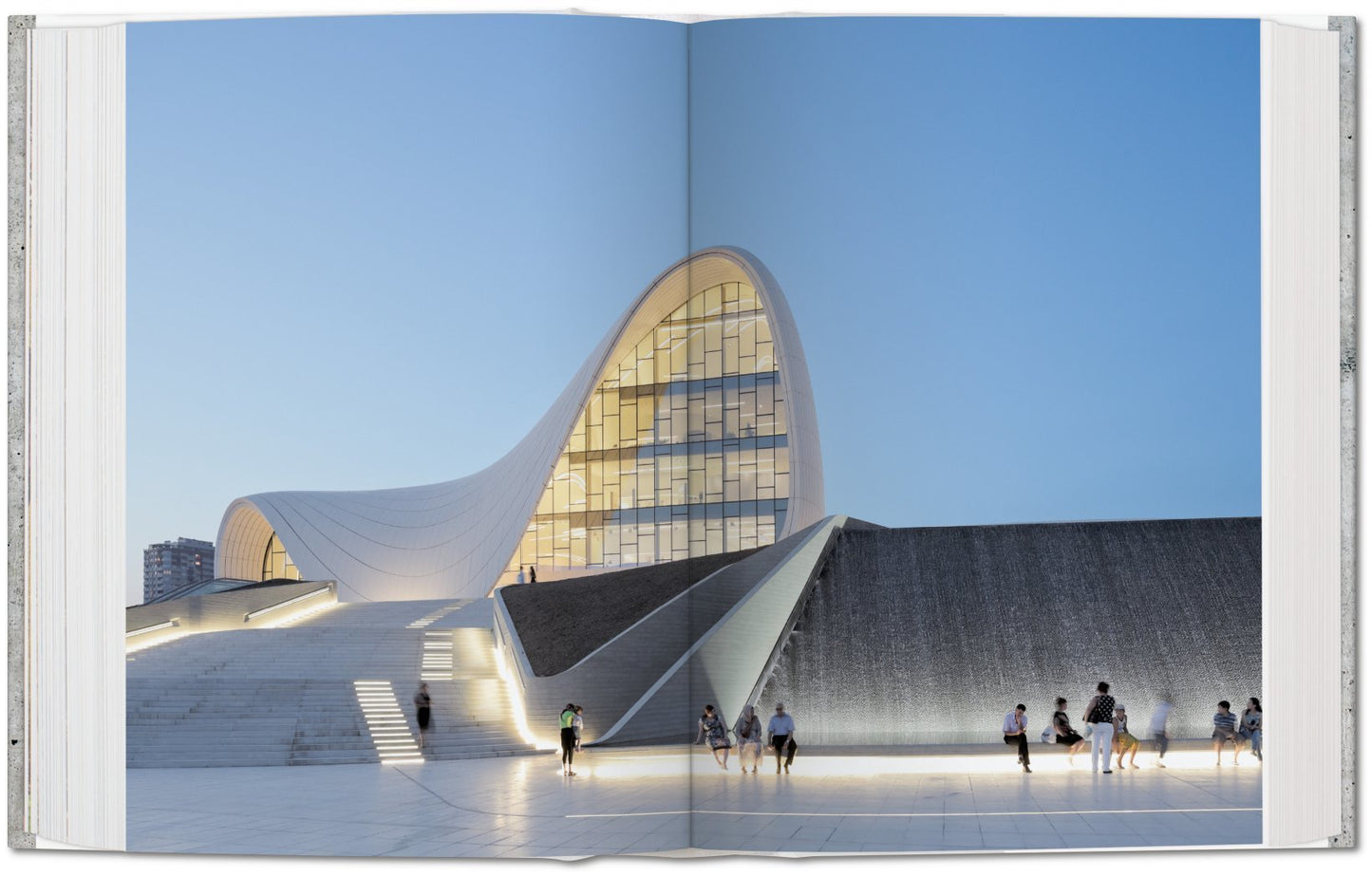 100 Contemporary Concrete Buildings