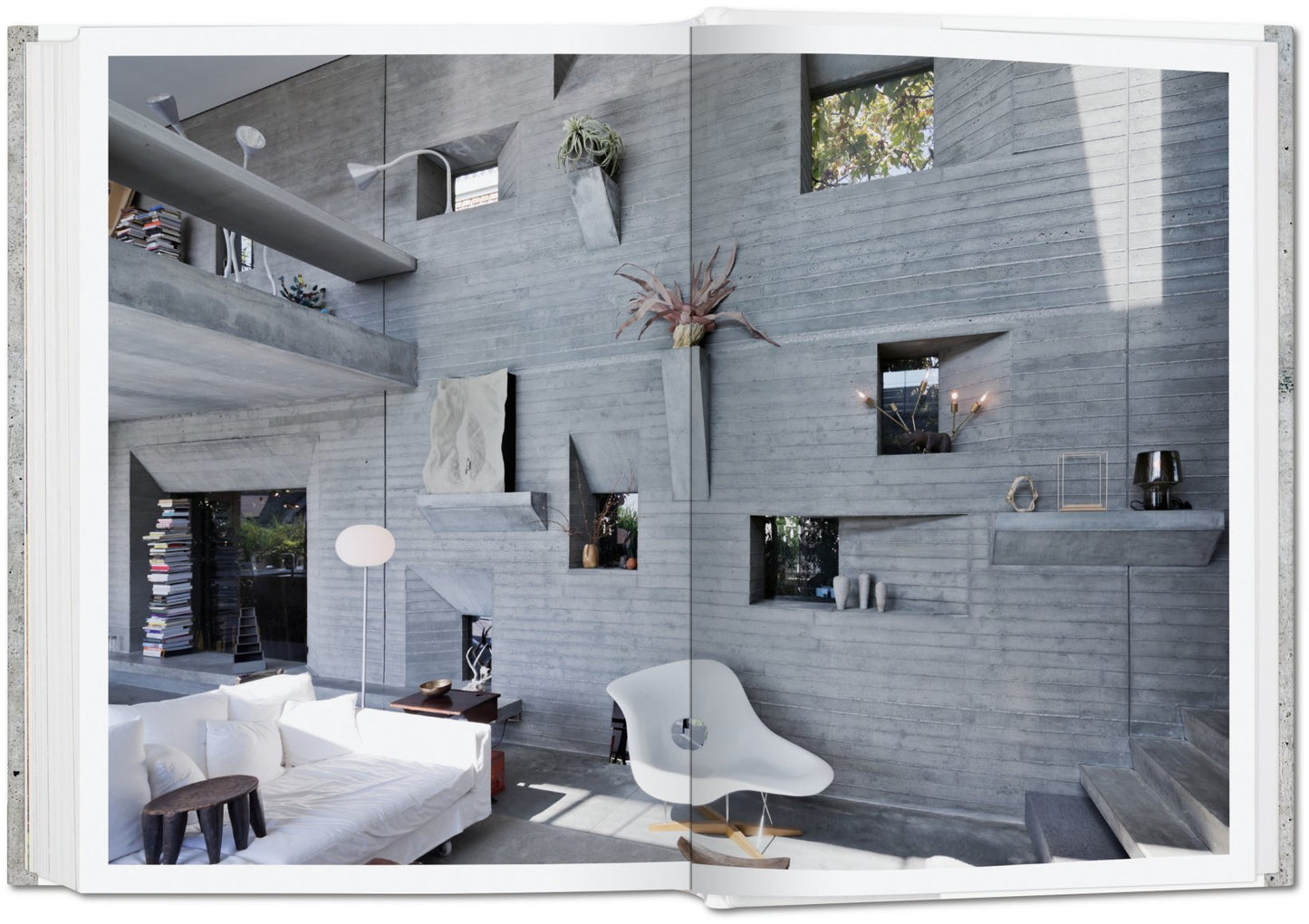 100 Contemporary Concrete Buildings