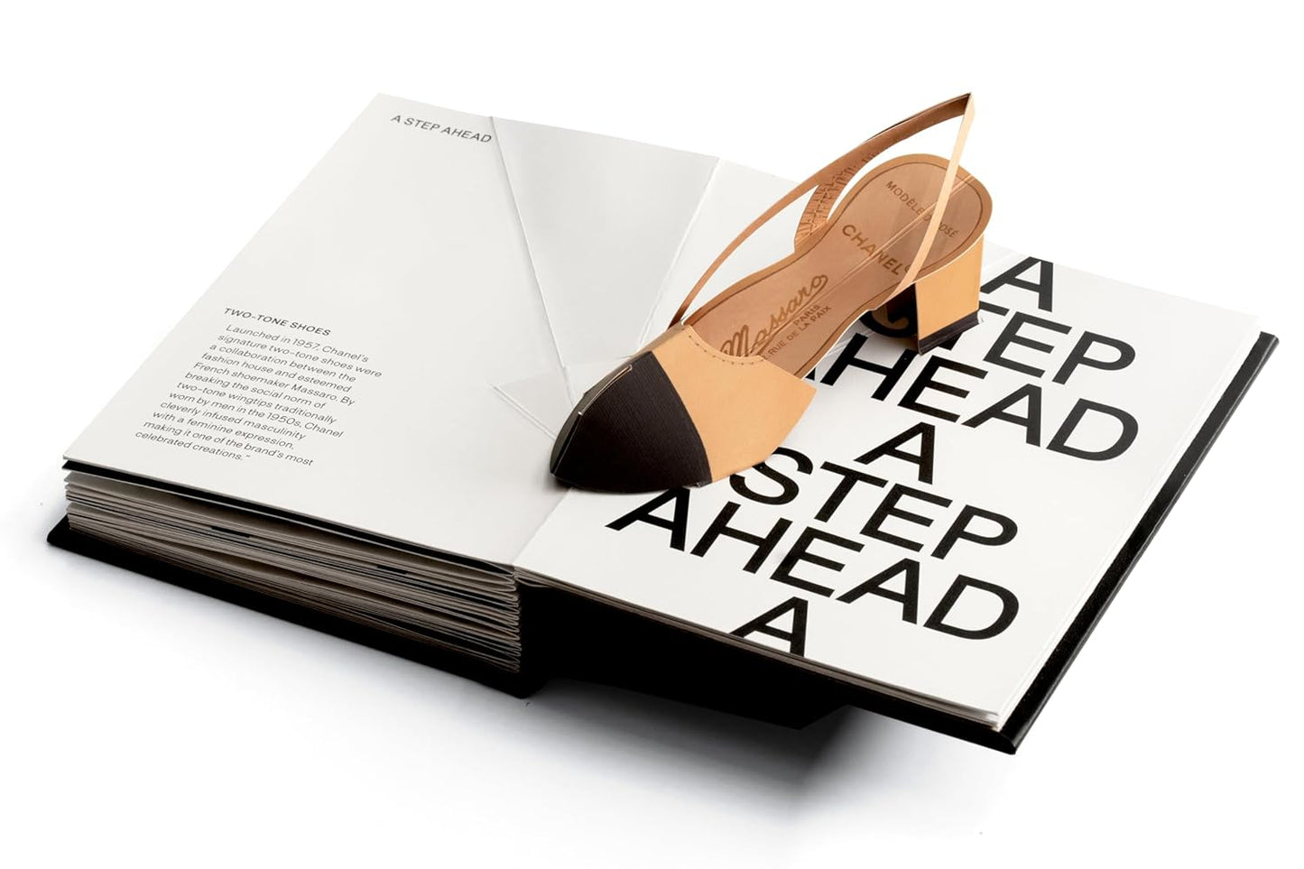 Fashion Unfolded - Pop-Up Chanel