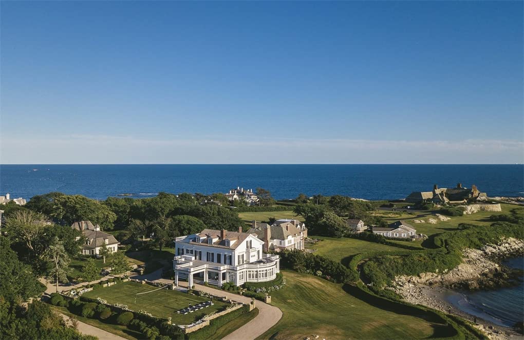 A Newport Summer